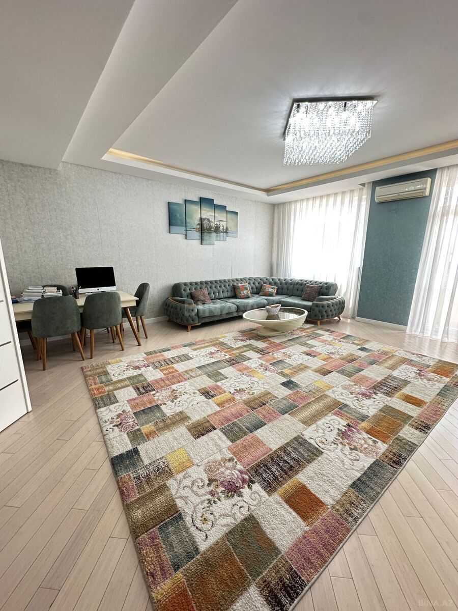 Satılır 3 otaqlı mənzil 130 m² — Bakı 3 otaq 130.00 m²