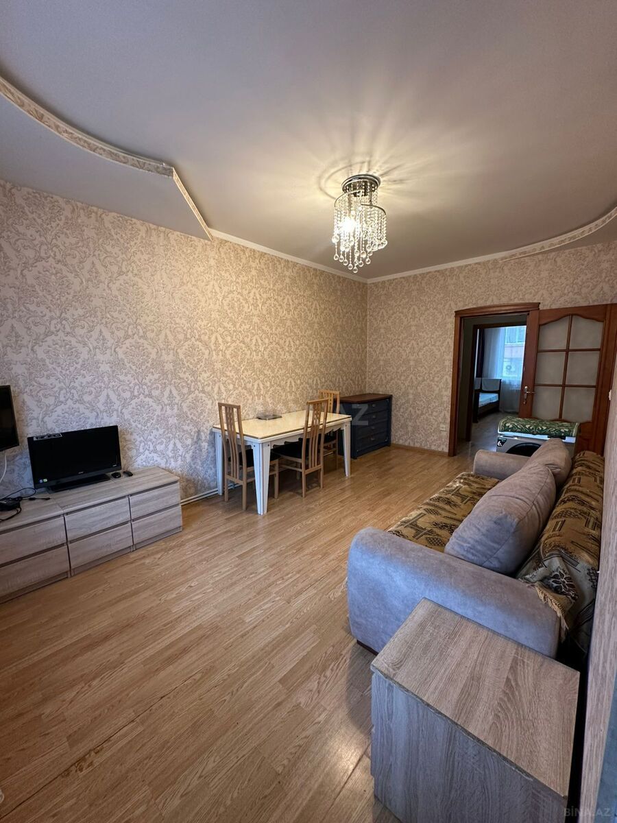 Satılır 2 otaqlı mənzil 60 m² — Bakı, Memar Əcəmi yanı 2 otaq 60.00 m²