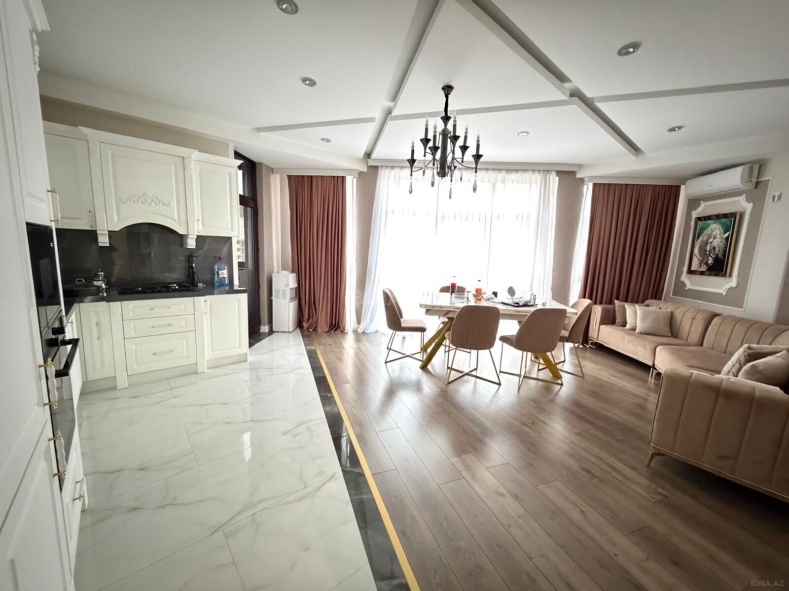 Kirayə verilir 4 otaqlı mənzil 115 m² — Bakı, Nərimanov 4 otaq 115.00 m²