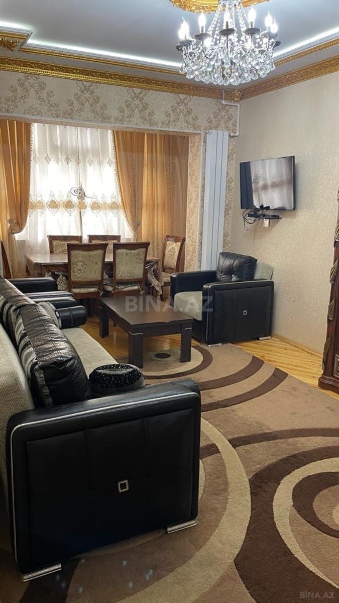 Satılır 3 otaqlı mənzil 80 m² — Bakı, Memar Əcəmi yanı 3 otaq 80.00 m²