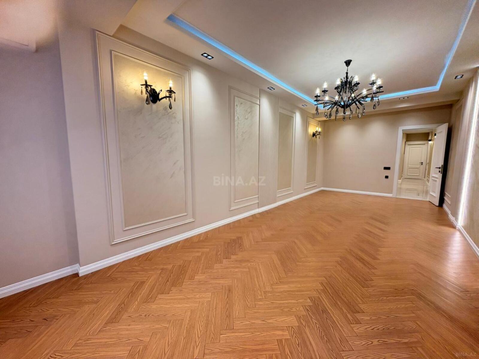 Satılır 4 otaqlı mənzil 137 m² — Bakı 4 otaq 137.00 m²