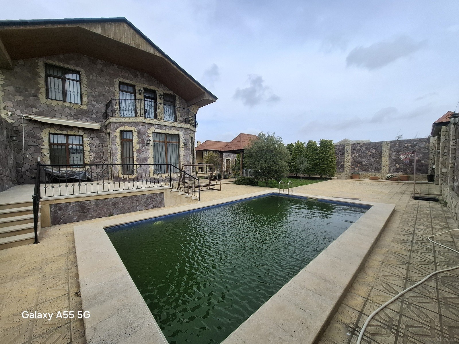 Satılır 5 otaqlı həyət evi 220 m² — Bakı, Hövsan 5 otaq 220.00 m²