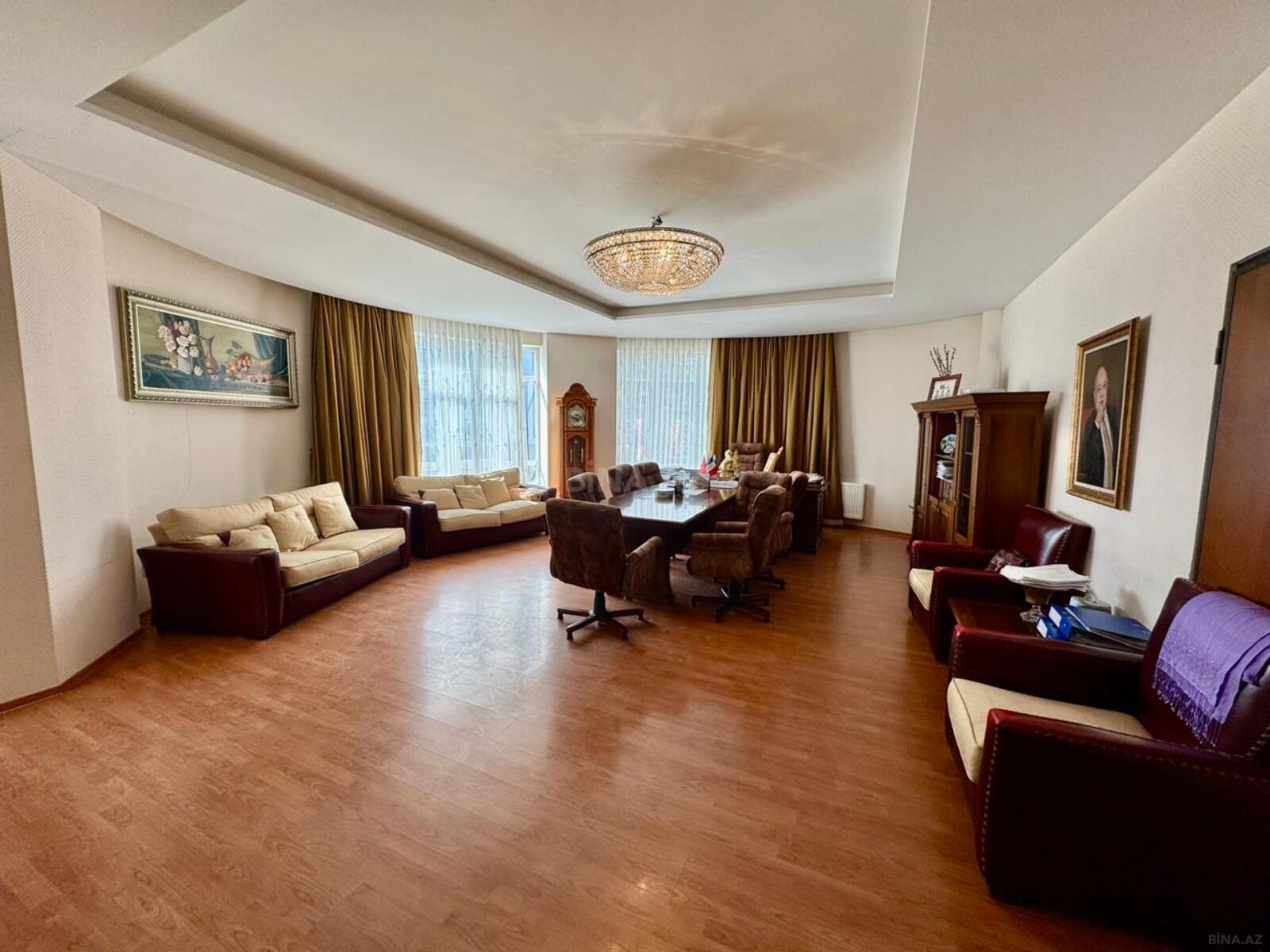 Satılır 4 otaqlı mənzil 200 m² — Bakı, Nəsimi 4 otaq 200.00 m²