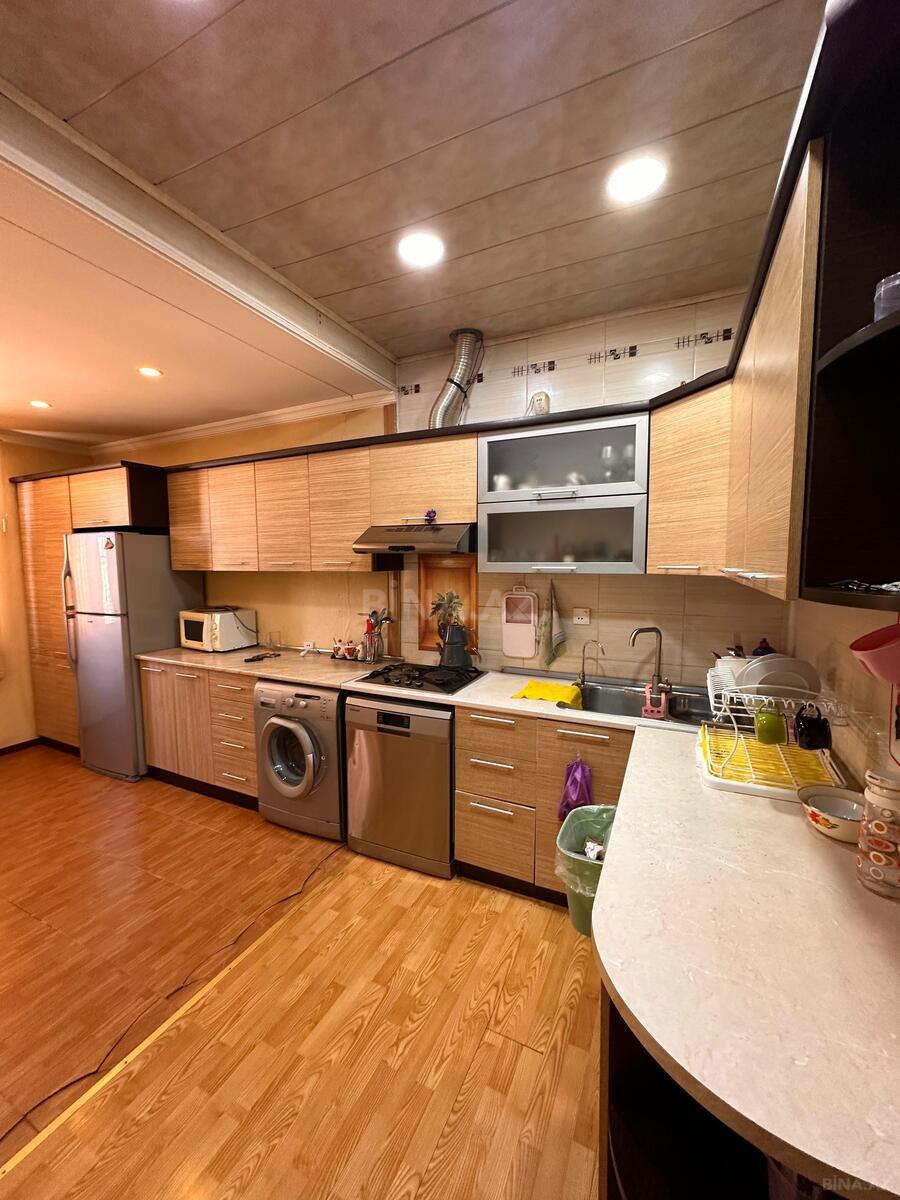 Satılır 4 otaqlı mənzil 115 m² — Bakı 4 otaq 115.00 m²