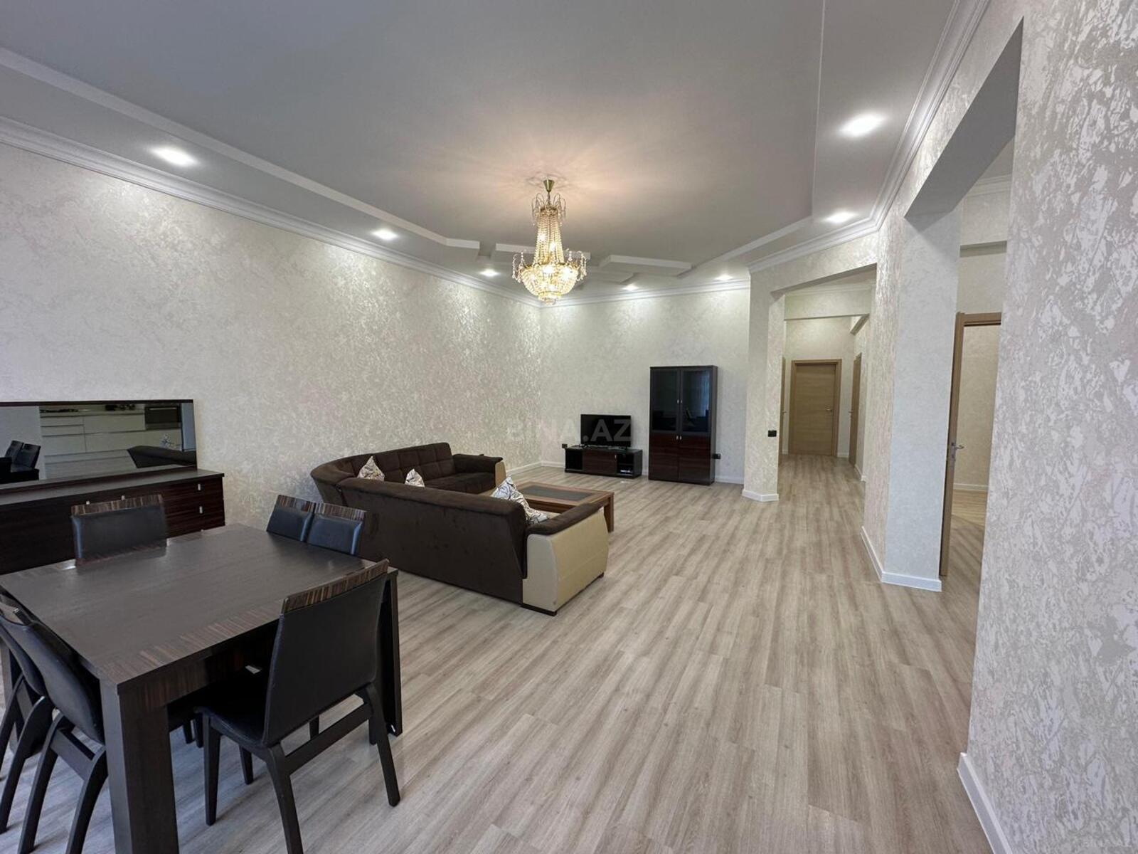 Kirayə verilir 3 otaqlı mənzil 160 m² — Bakı 3 otaq 160.00 m²