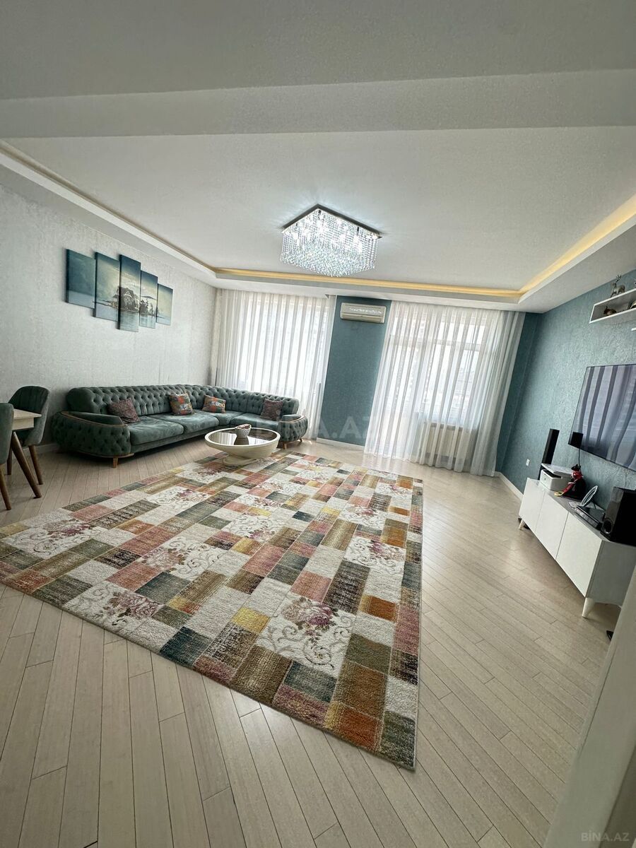 Satılır 3 otaqlı mənzil 130 m² — Bakı 3 otaq 130.00 m²