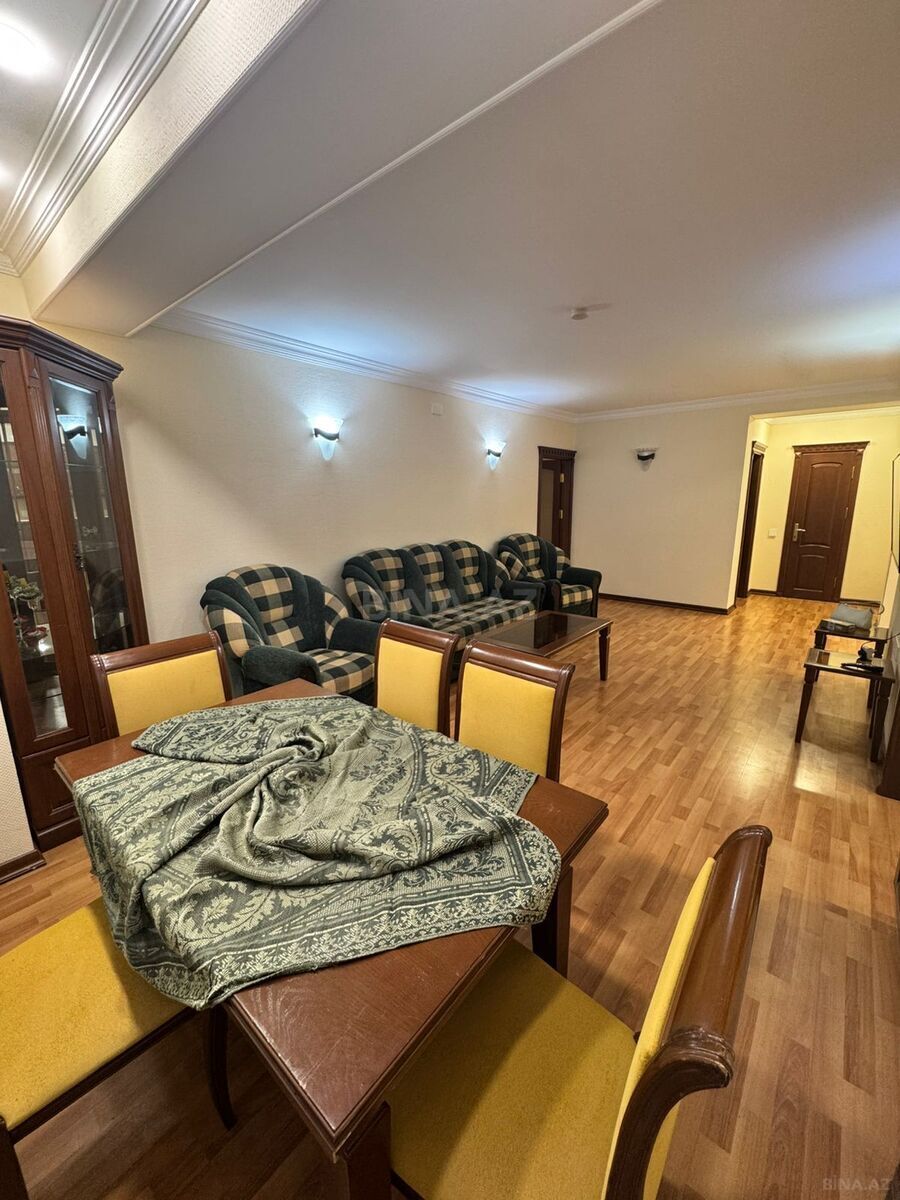 Kirayə verilir 3 otaqlı mənzil 100 m² — Bakı 3 otaq 100.00 m²