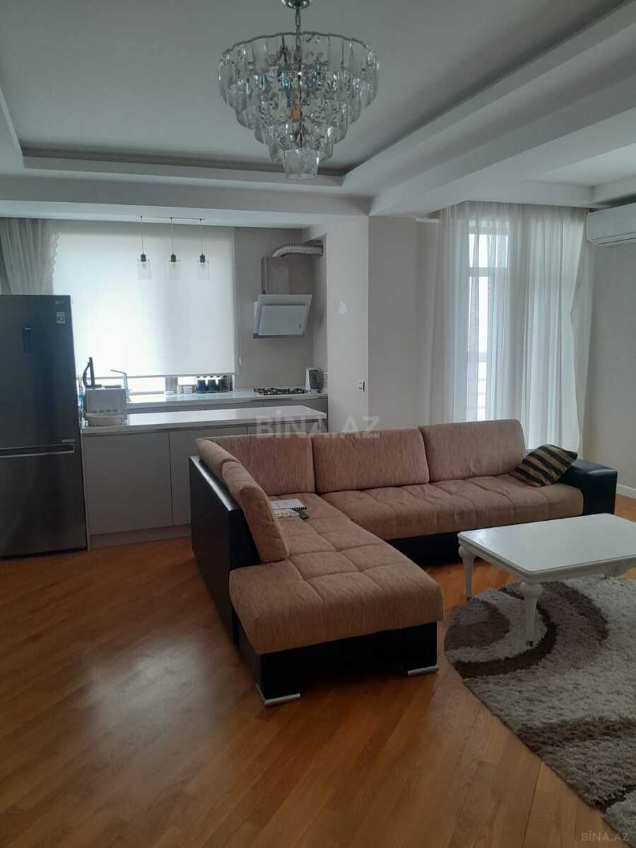 Satılır 3 otaqlı mənzil 97 m² — Bakı, İnşaatçılar 3 otaq 97.00 m²