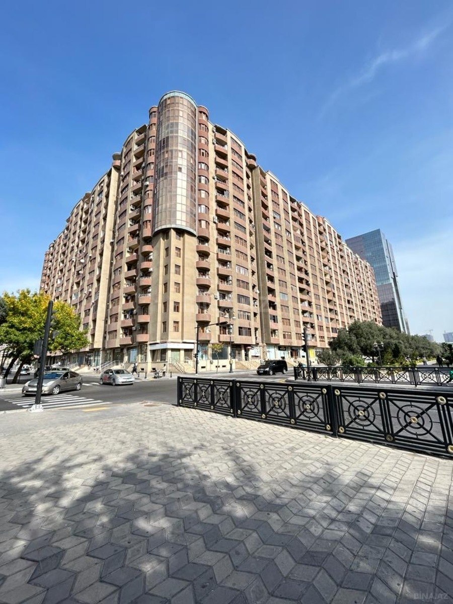 Satılır 3 otaqlı mənzil 137 m² — Bakı, Xətai 3 otaq 137.00 m²