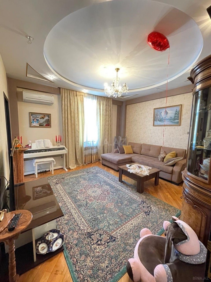 Kirayə verilir 3 otaqlı mənzil 65 m² — Bakı, İnşaatçılar 3 otaq 65.00 m²