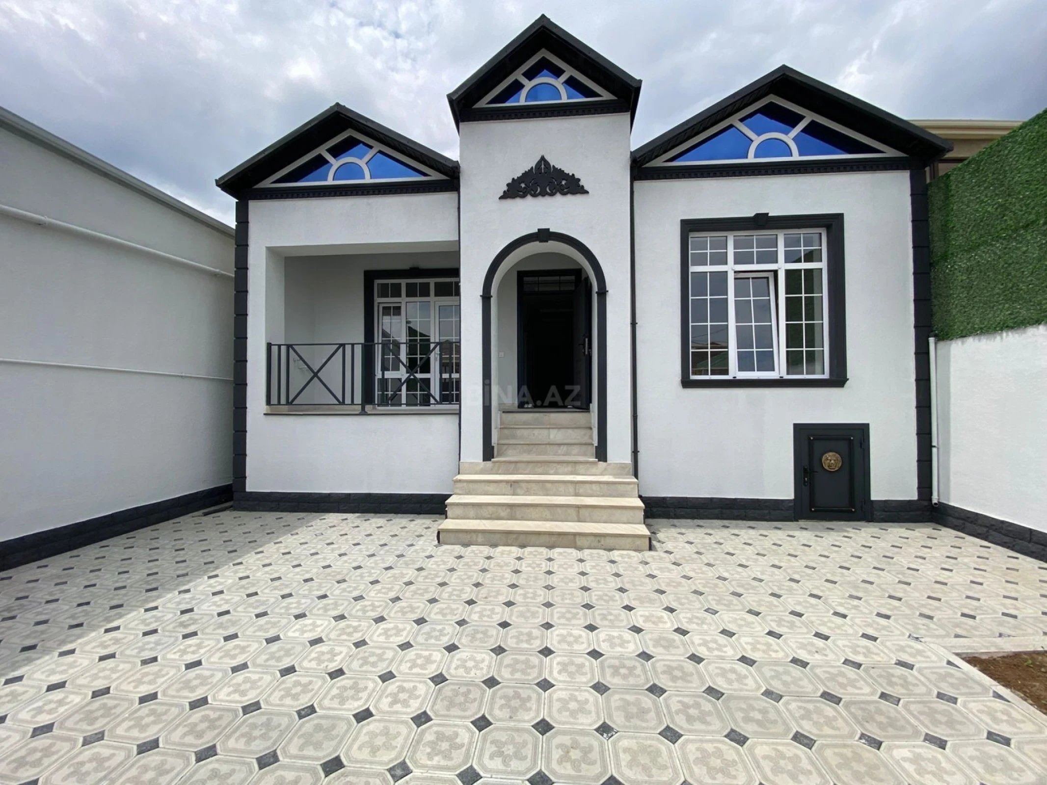 Satılır 4 otaqlı həyət evi 125 m²