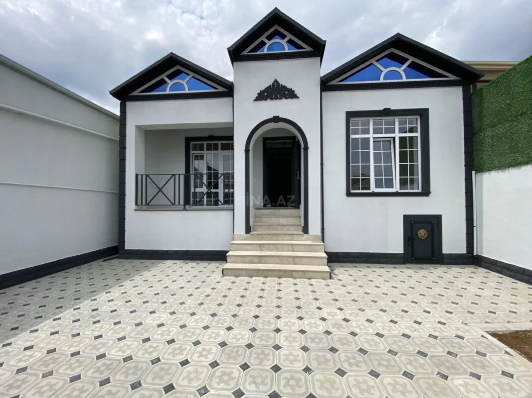 Satılır 4 otaqlı həyət evi 125 m²