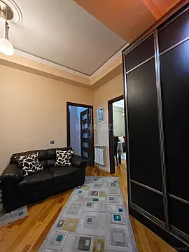 Satılır 2 otaqlı mənzil 56 m² — Bakı, İnşaatçılar 2 otaq 56.00 m²