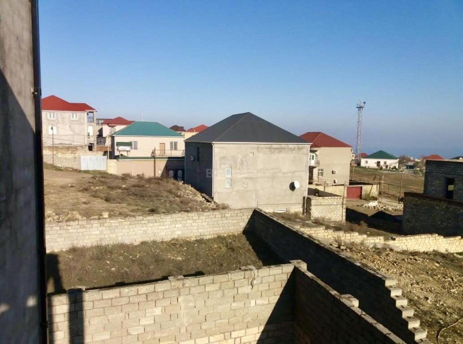 Satılır 6 otaqlı həyət evi 220 m² — Bakı, Badamdar 6 otaq 220.00 m²