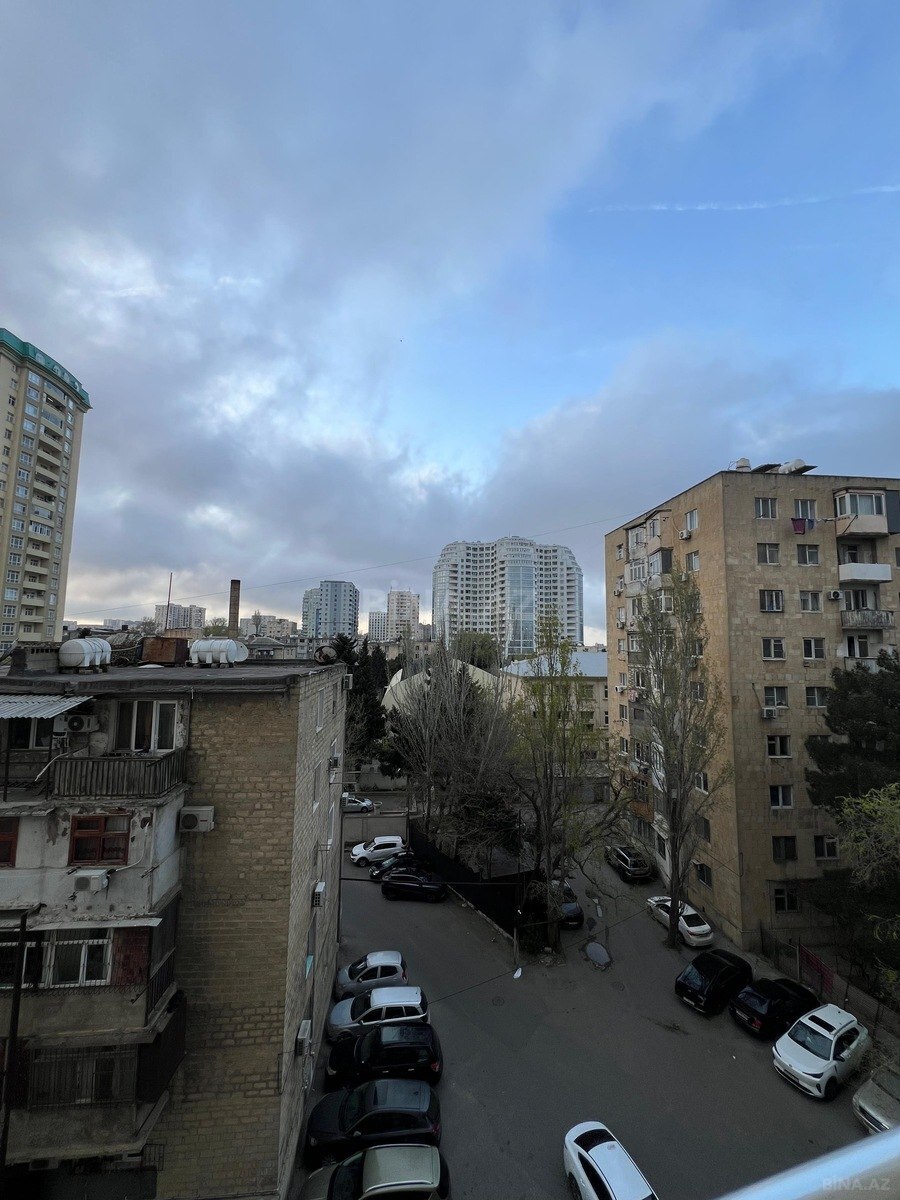 Satılır 3 otaqlı mənzil 64 m² — Bakı 3 otaq 64.00 m²