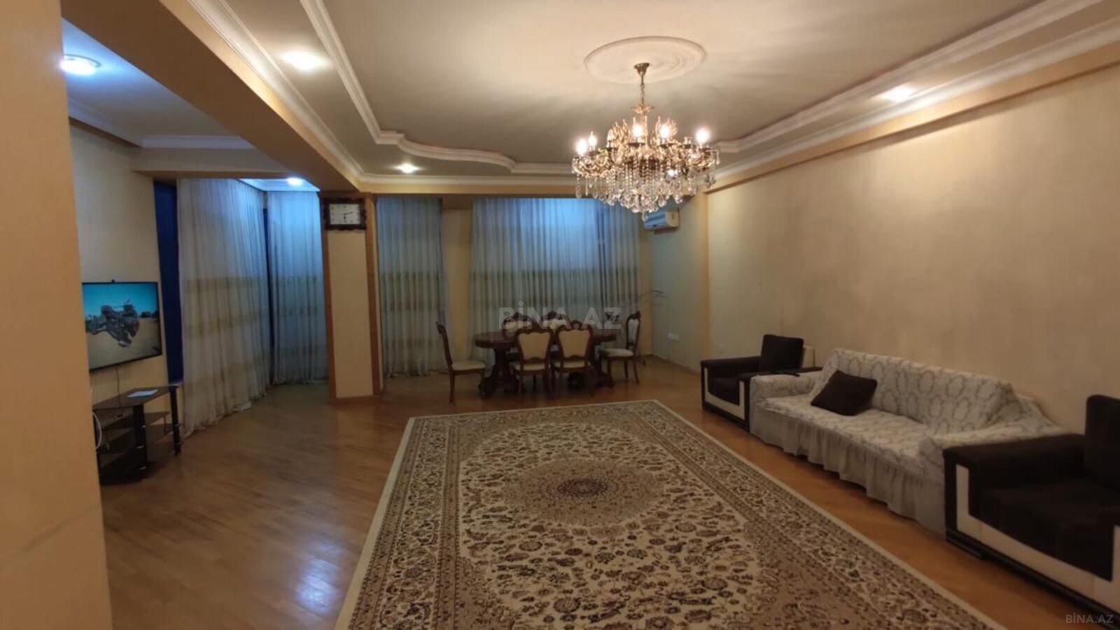 Kirayə verilir 3 otaqlı mənzil 190 m² — Bakı 3 otaq 190.00 m²