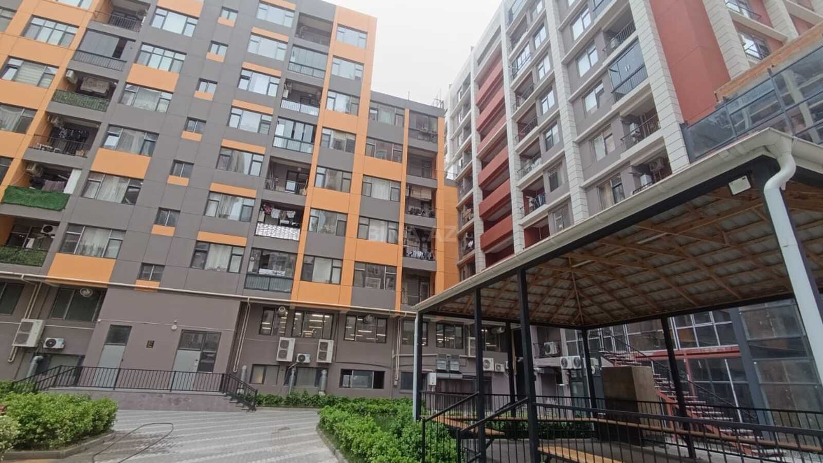 Satılır 3 otaqlı mənzil 114 m² — Bakı 3 otaq 114.00 m²