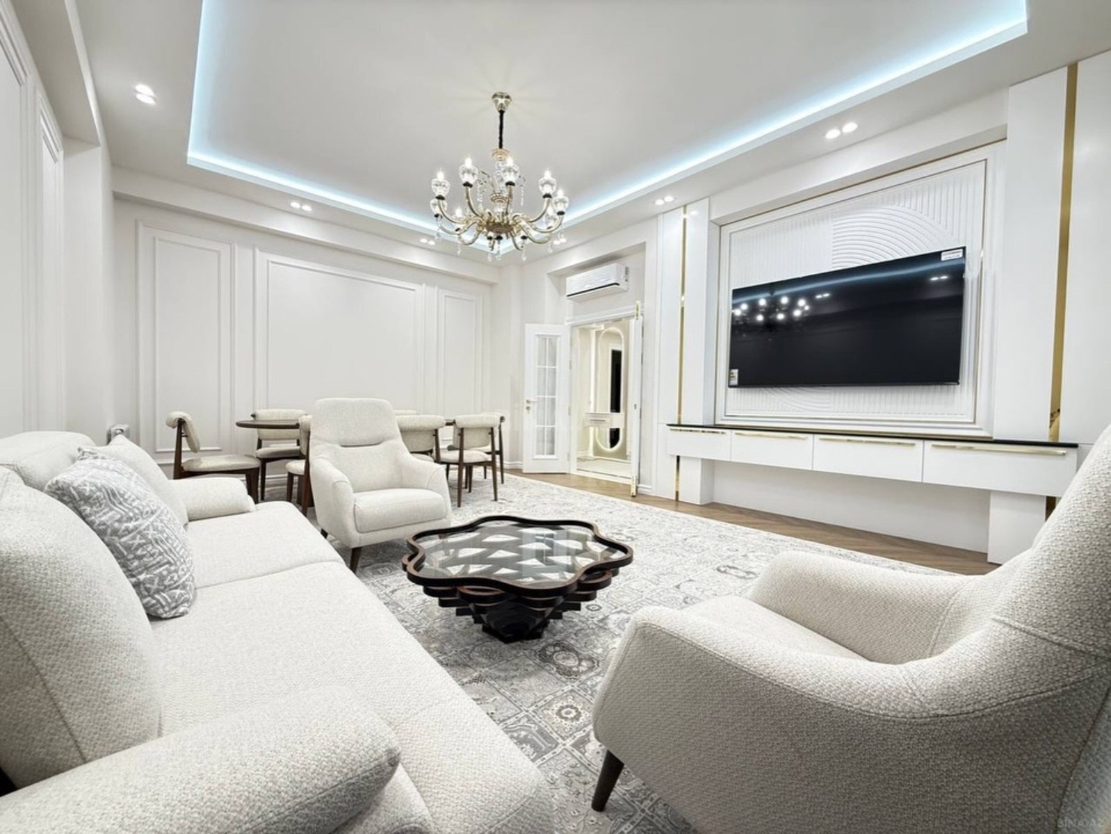 Kirayə verilir 3 otaqlı mənzil 130 m² — Bakı, Xətai 3 otaq 130.00 m²