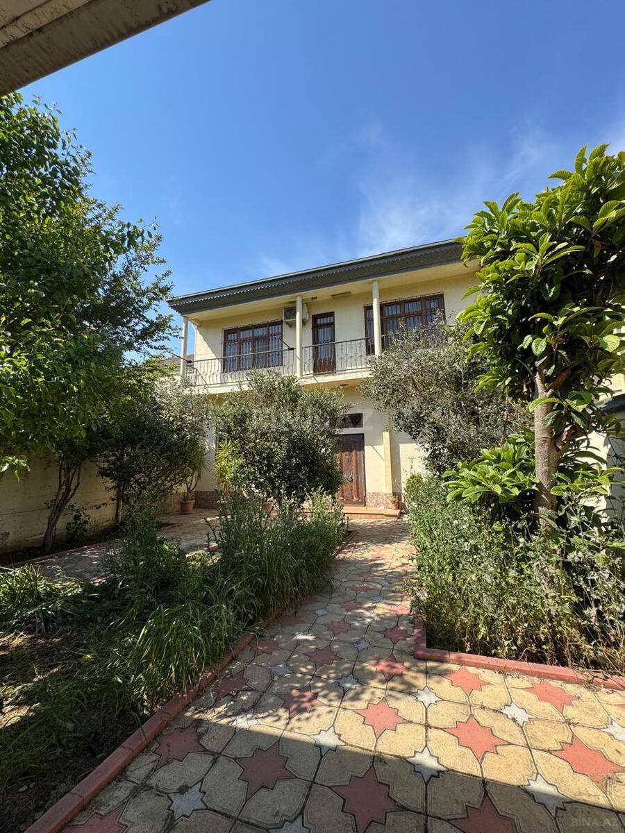Satılır 5 otaqlı həyət evi 230 m² — Bakı, Əhmədli 5 otaq 230.00 m²