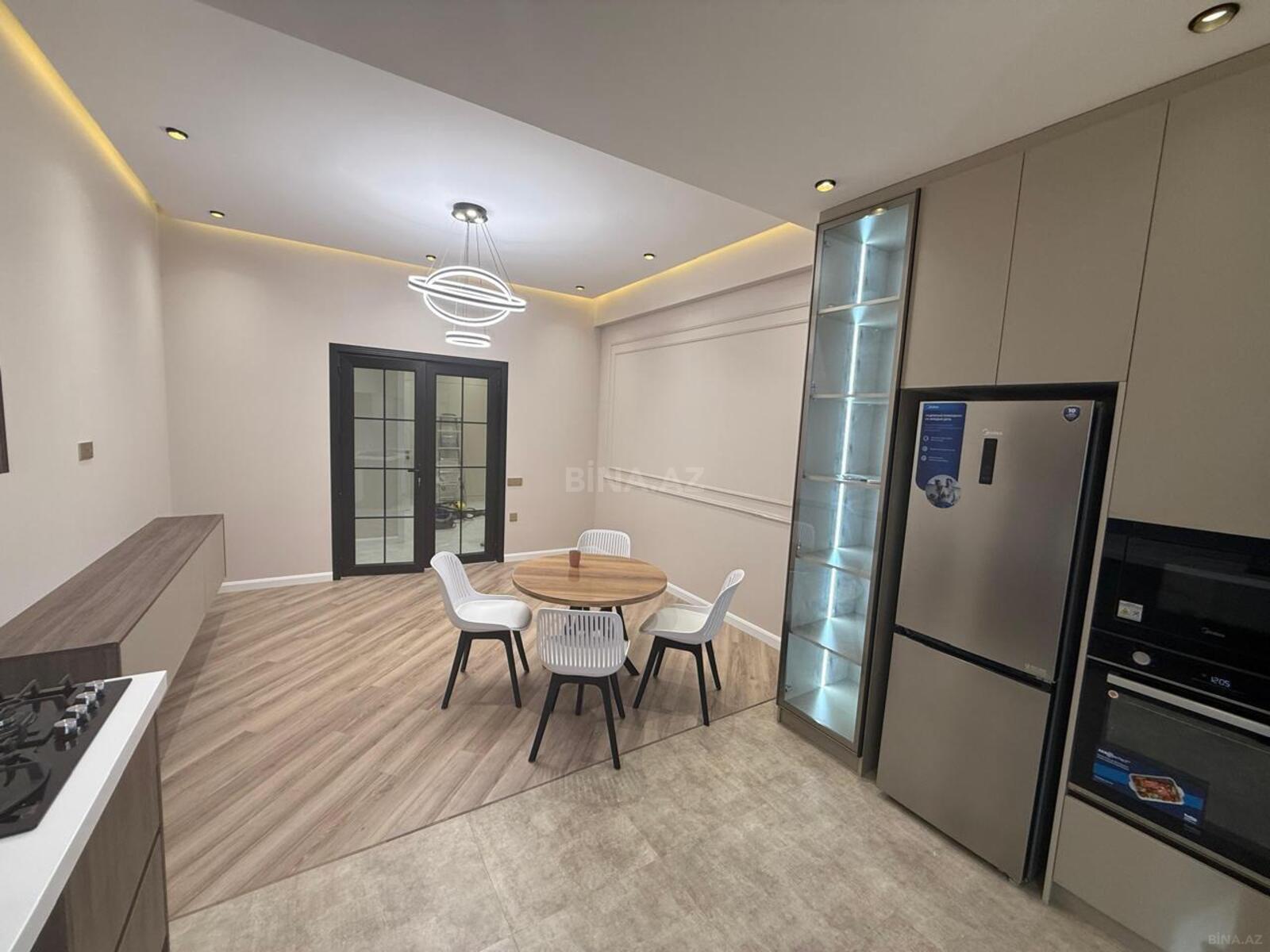 Kirayə verilir 3 otaqlı mənzil 100 m² — Bakı 3 otaq 100.00 m²
