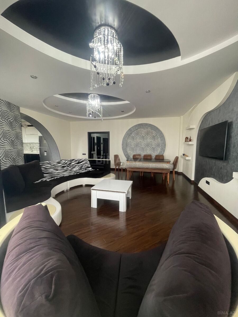 Satılır 3 otaqlı mənzil 148 m² — Bakı 3 otaq 148.00 m²