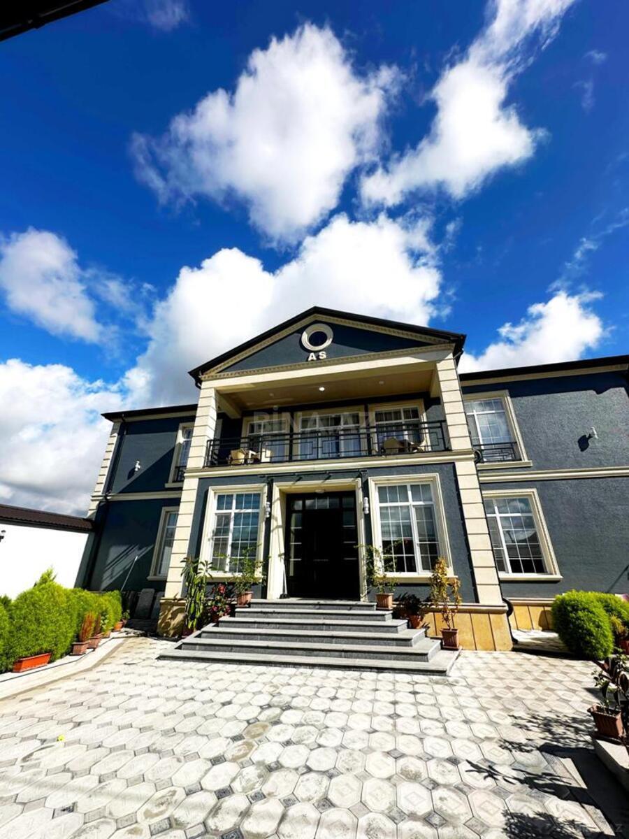 Kirayə verilir 9 otaqlı həyət evi 560 m² — İsmayıllı 9 otaq 560.00 m²