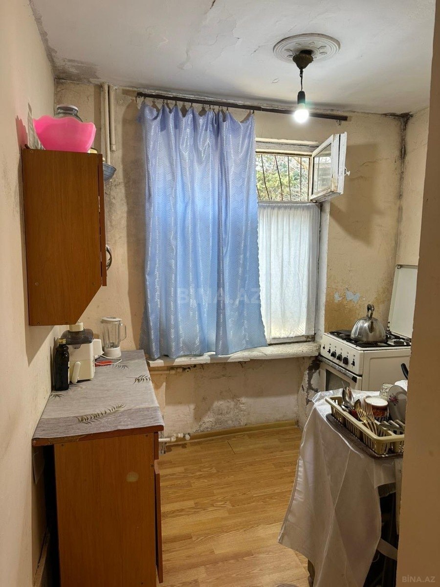 Satılır 6 otaqlı mənzil 150 m² — Bakı, İnşaatçılar 6 otaq 150.00 m²