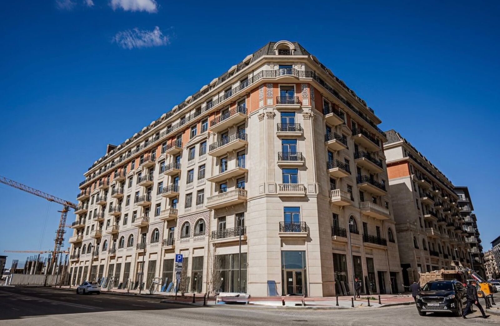 Satılır 3 otaqlı mənzil 134 m² — Bakı 3 otaq 134.00 m²