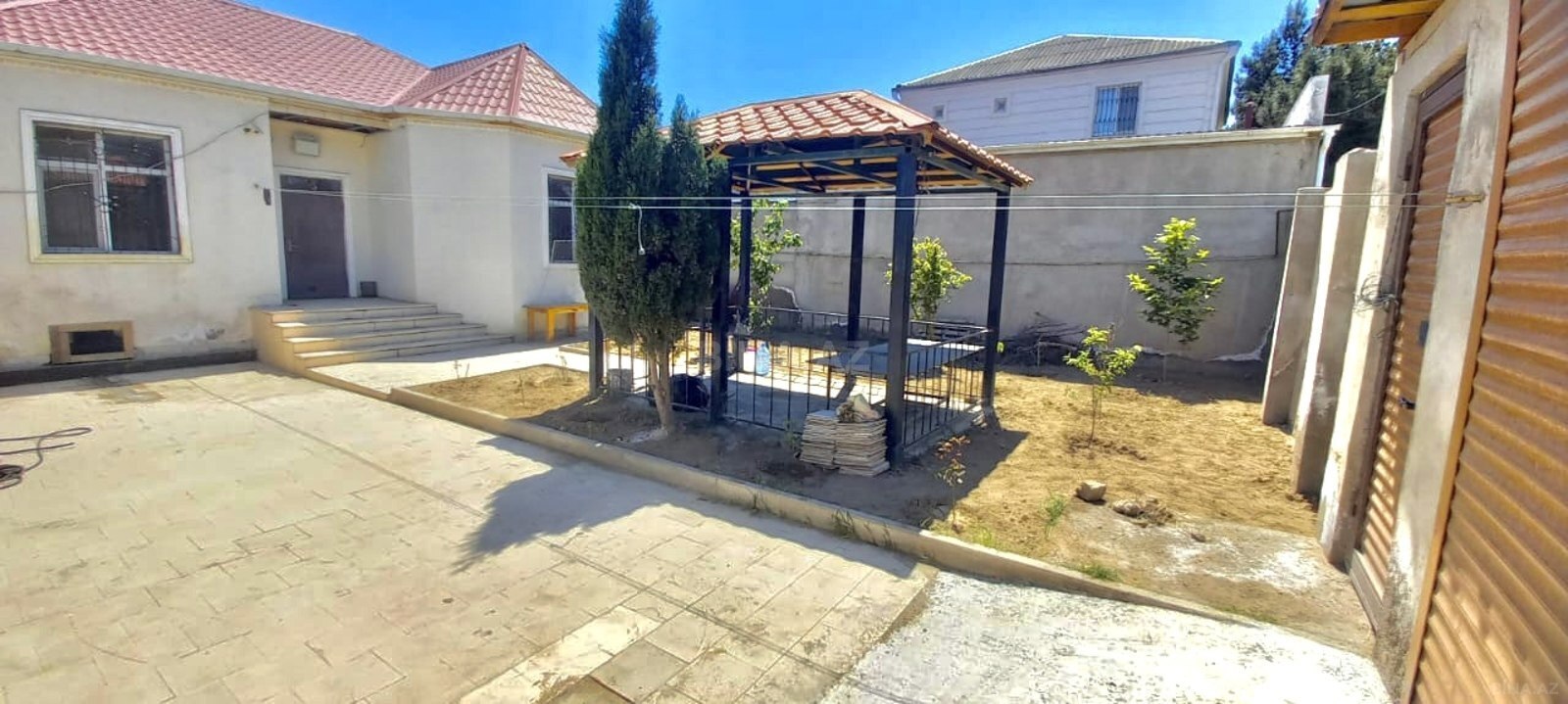 Satılır 3 otaqlı həyət evi 100 m² — Bakı, Saray 3 otaq 100.00 m²