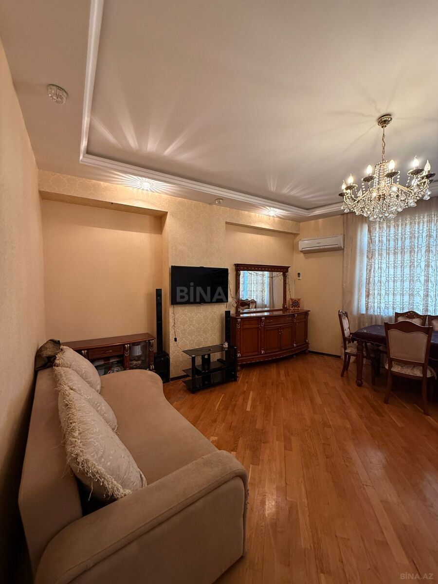 Satılır 2 otaqlı mənzil 80 m² — Bakı, İnşaatçılar 2 otaq 80.00 m²