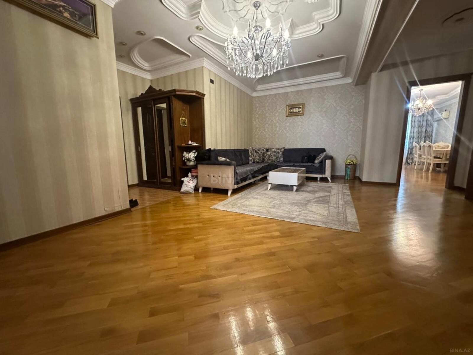 Satılır 3 otaqlı mənzil 160 m² — Bakı, Nəsimi 3 otaq 160.00 m²