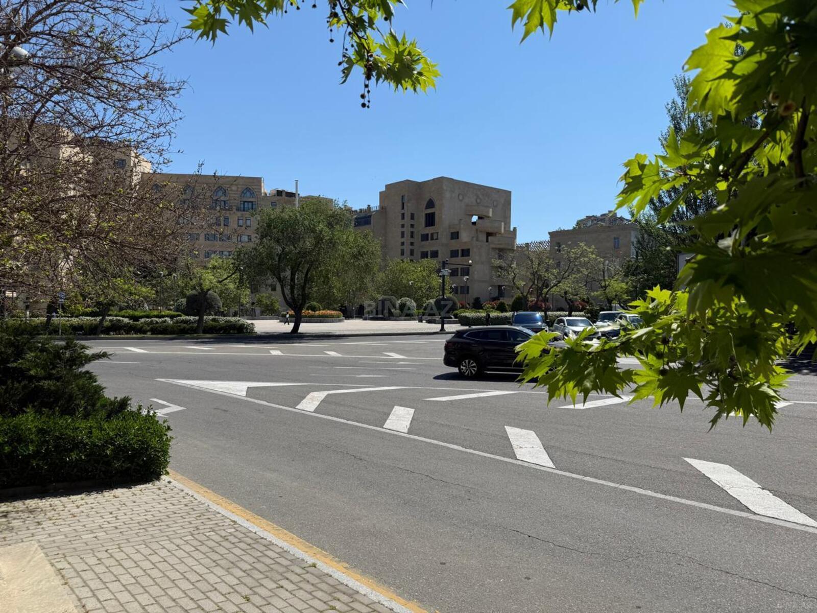 Satılır 3 otaqlı mənzil 80 m² — Bakı 3 otaq 80.00 m²