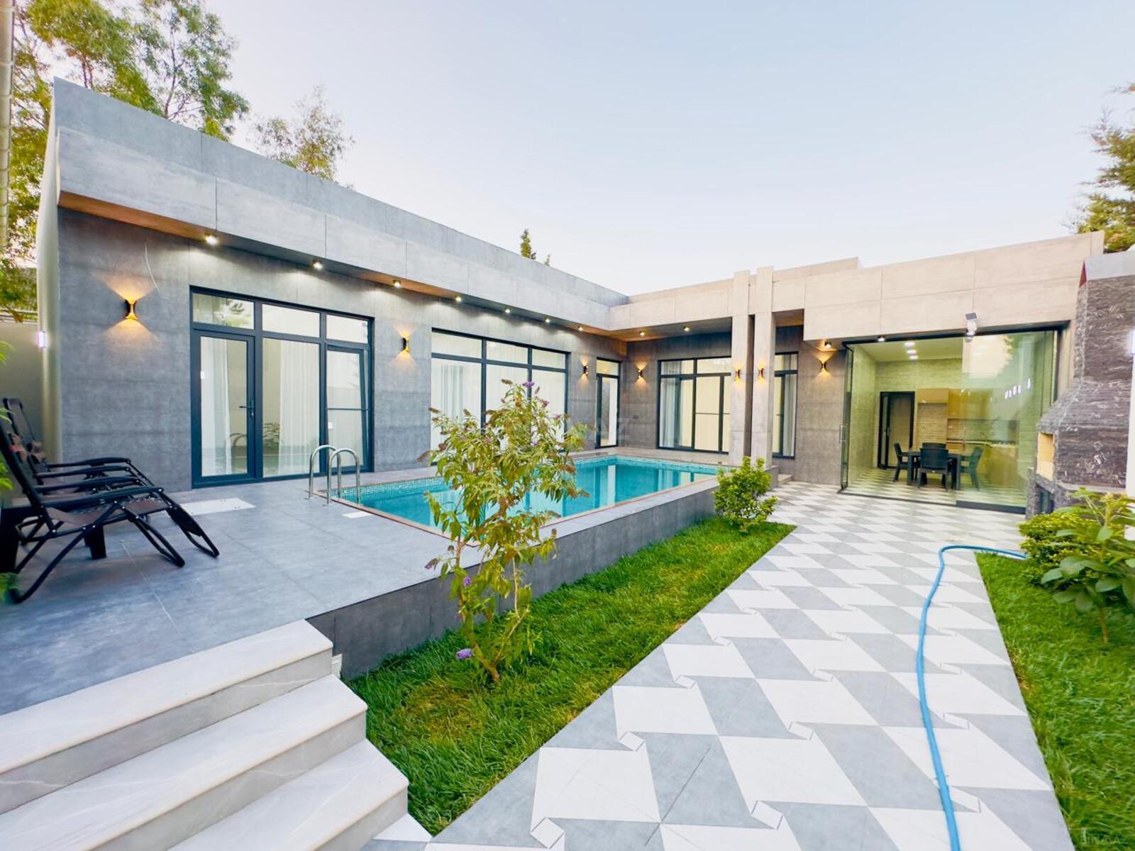 Satılır 4 otaqlı həyət evi 150 m² — Bakı, Mərdəkan 4 otaq 150.00 m²