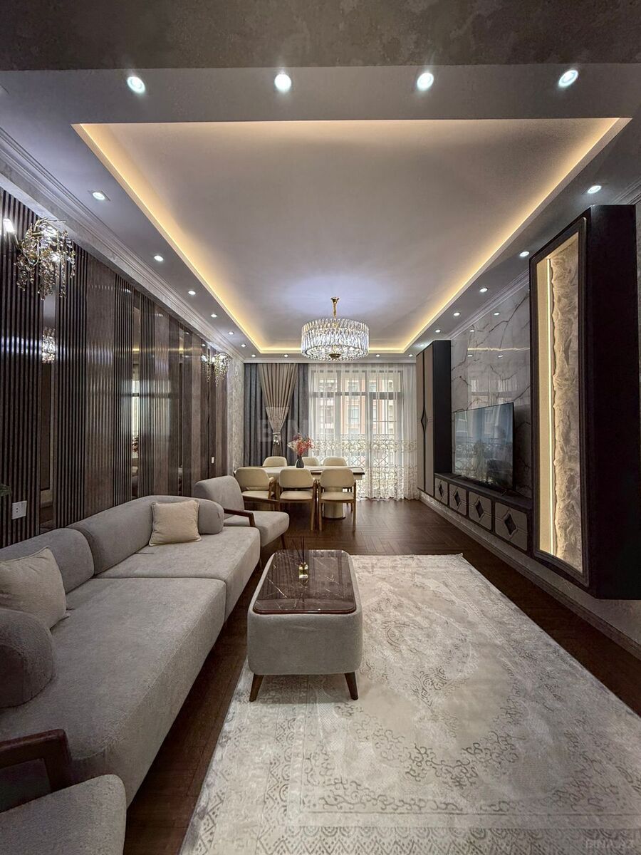 Satılır 3 otaqlı mənzil 127 m² — Bakı 3 otaq 127.00 m²
