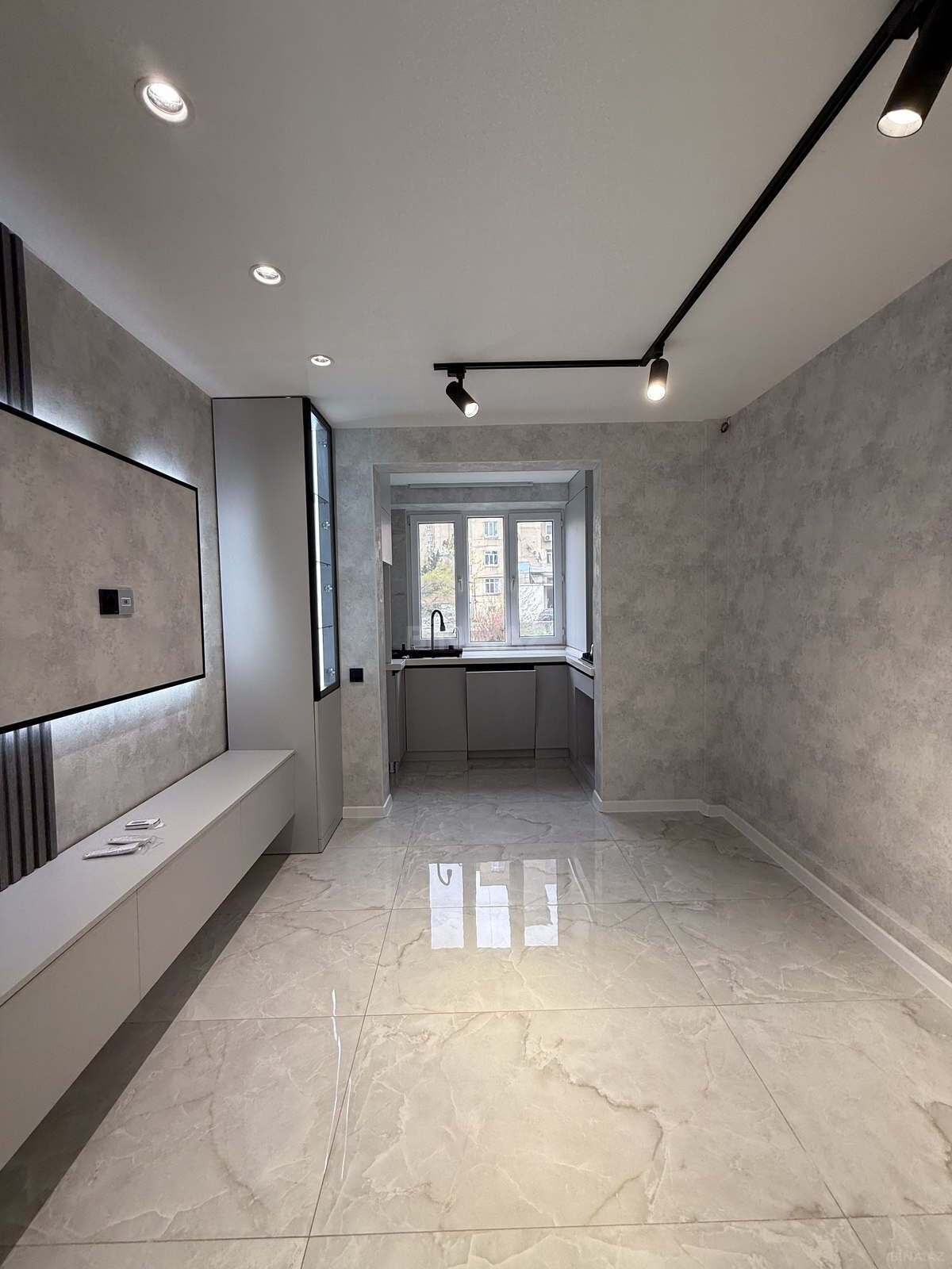 Satılır 4 otaqlı mənzil 80 m² — Bakı, Həzi Aslanov qəs. 4 otaq 80.00 m²