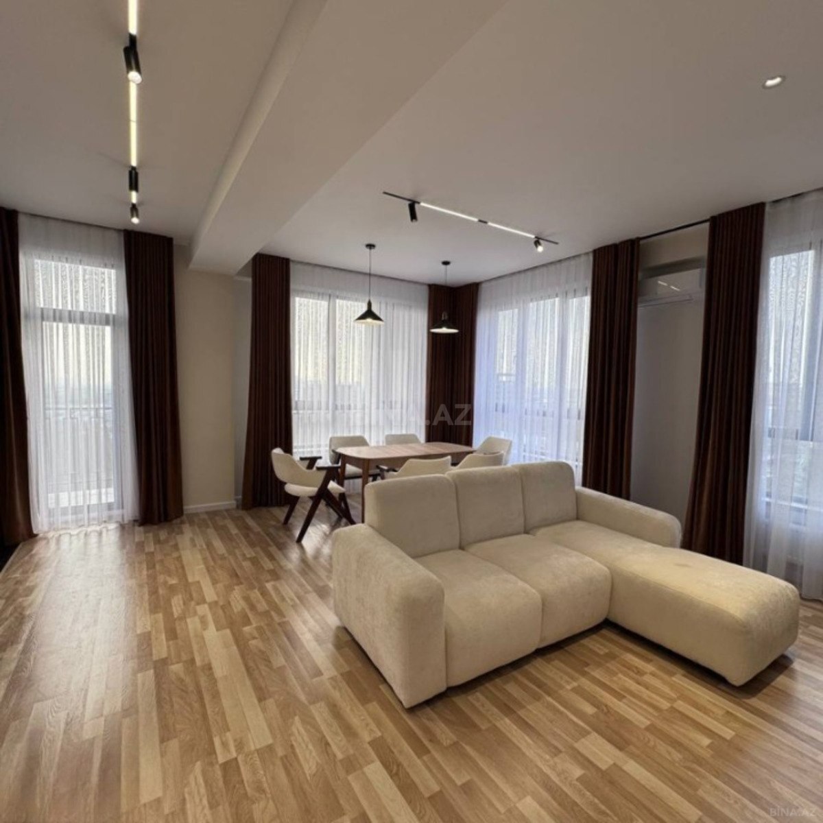 Kirayə verilir 2 otaqlı mənzil 75 m² — Bakı 2 otaq 75.00 m²