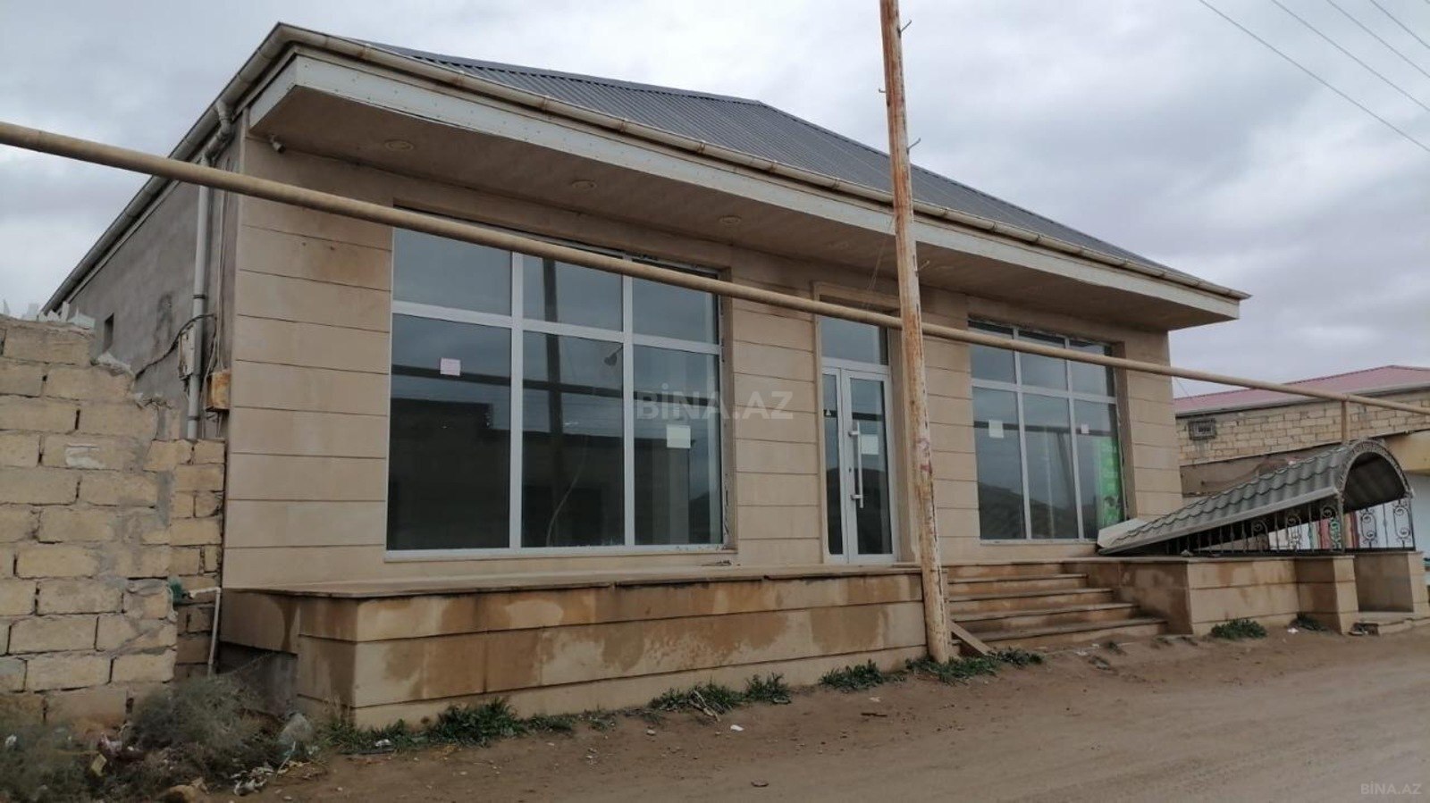 Satılır obyekt 500 m² — Bakı 500.00 m²