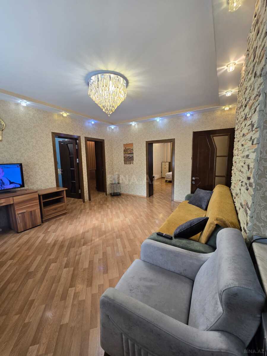 Kirayə verilir 4 otaqlı mənzil 120 m² — Bakı 4 otaq 120.00 m²