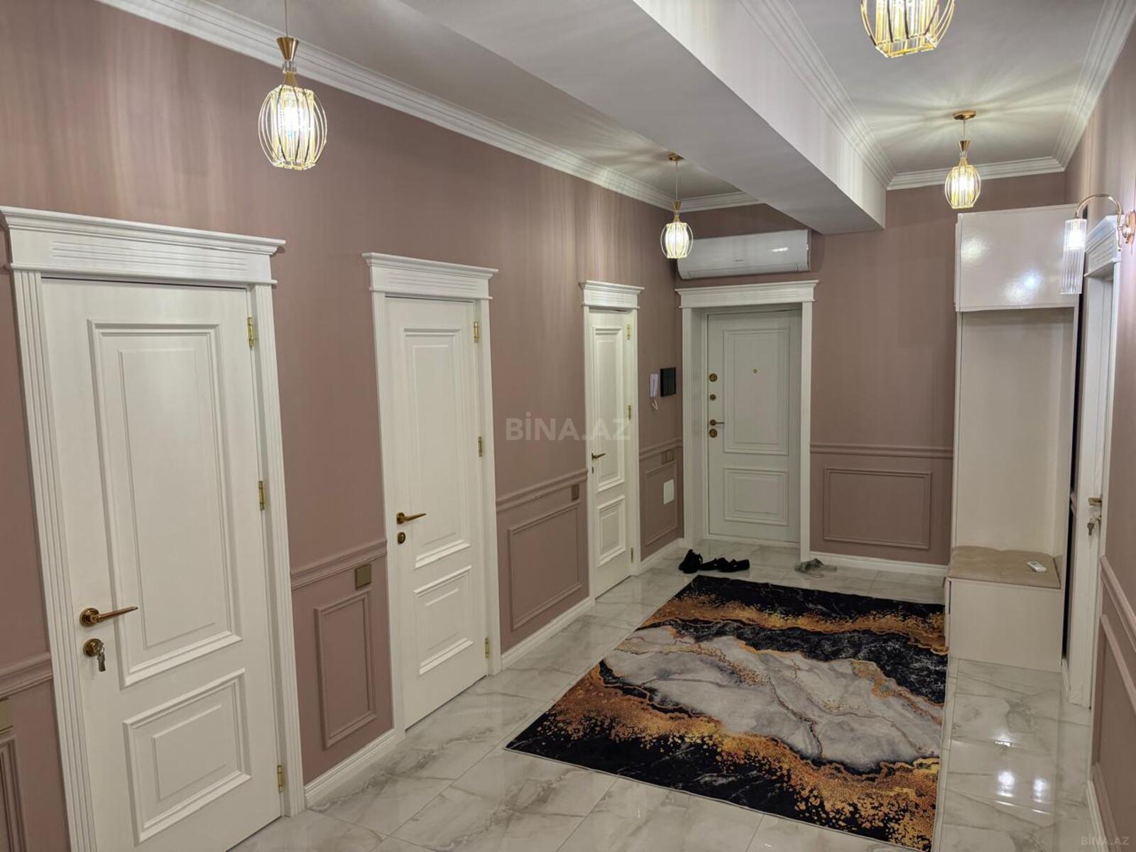 Kirayə verilir 3 otaqlı mənzil 120 m² — Bakı 3 otaq 120.00 m²