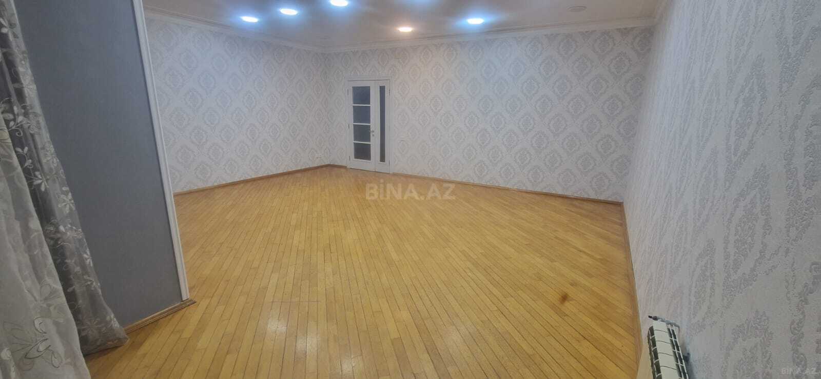Satılır 3 otaqlı mənzil 140 m² — Bakı 3 otaq 140.00 m²