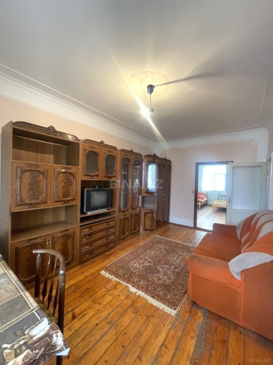 Satılır 2 otaqlı mənzil 55 m² — Bakı, Memar Əcəmi yanı 2 otaq 55.00 m²
