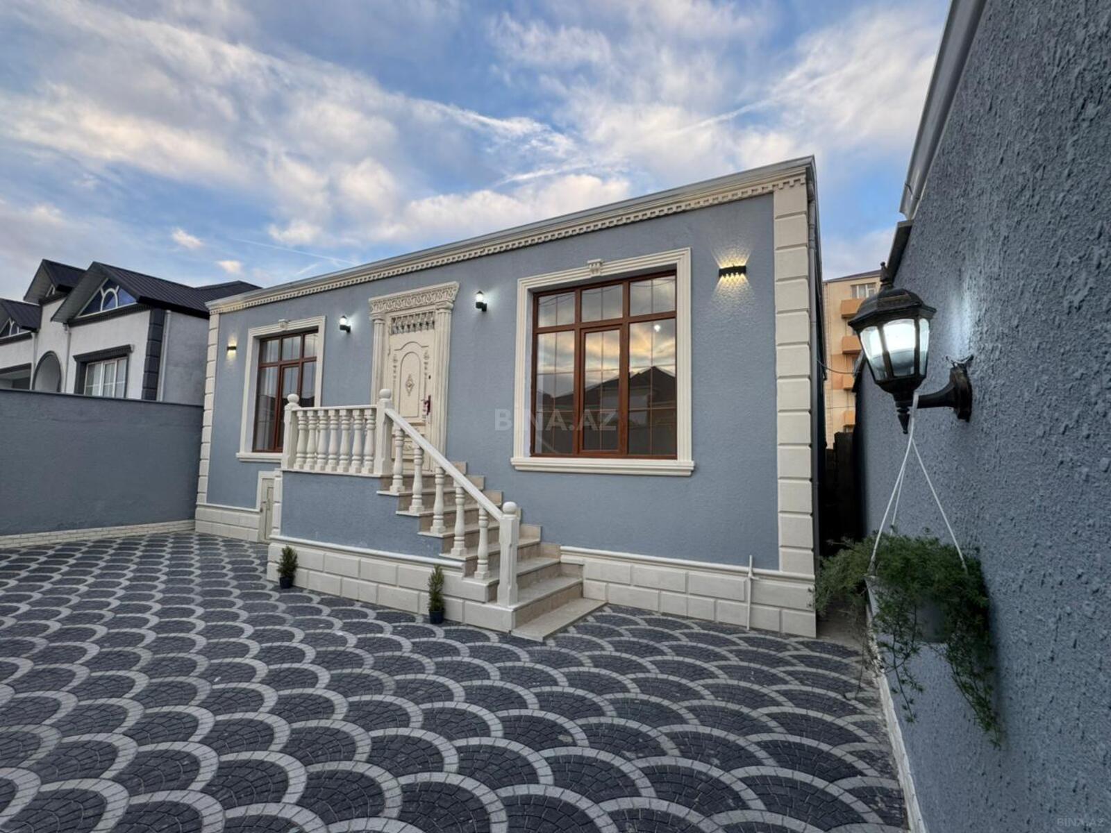 Satılır 4 otaqlı həyət evi 125 m² — Bakı 4 otaq 125.00 m²
