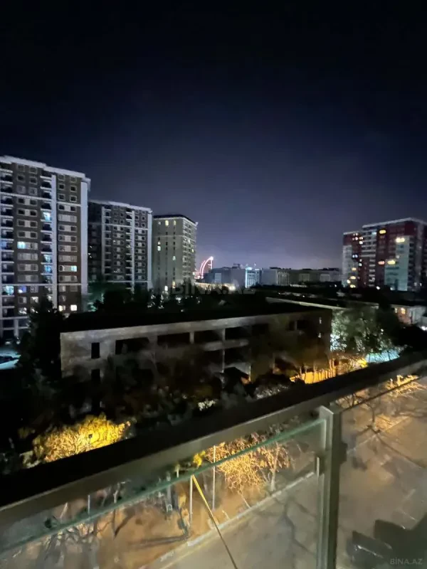 Kirayə verilir 2 otaqlı mənzil 85 m²