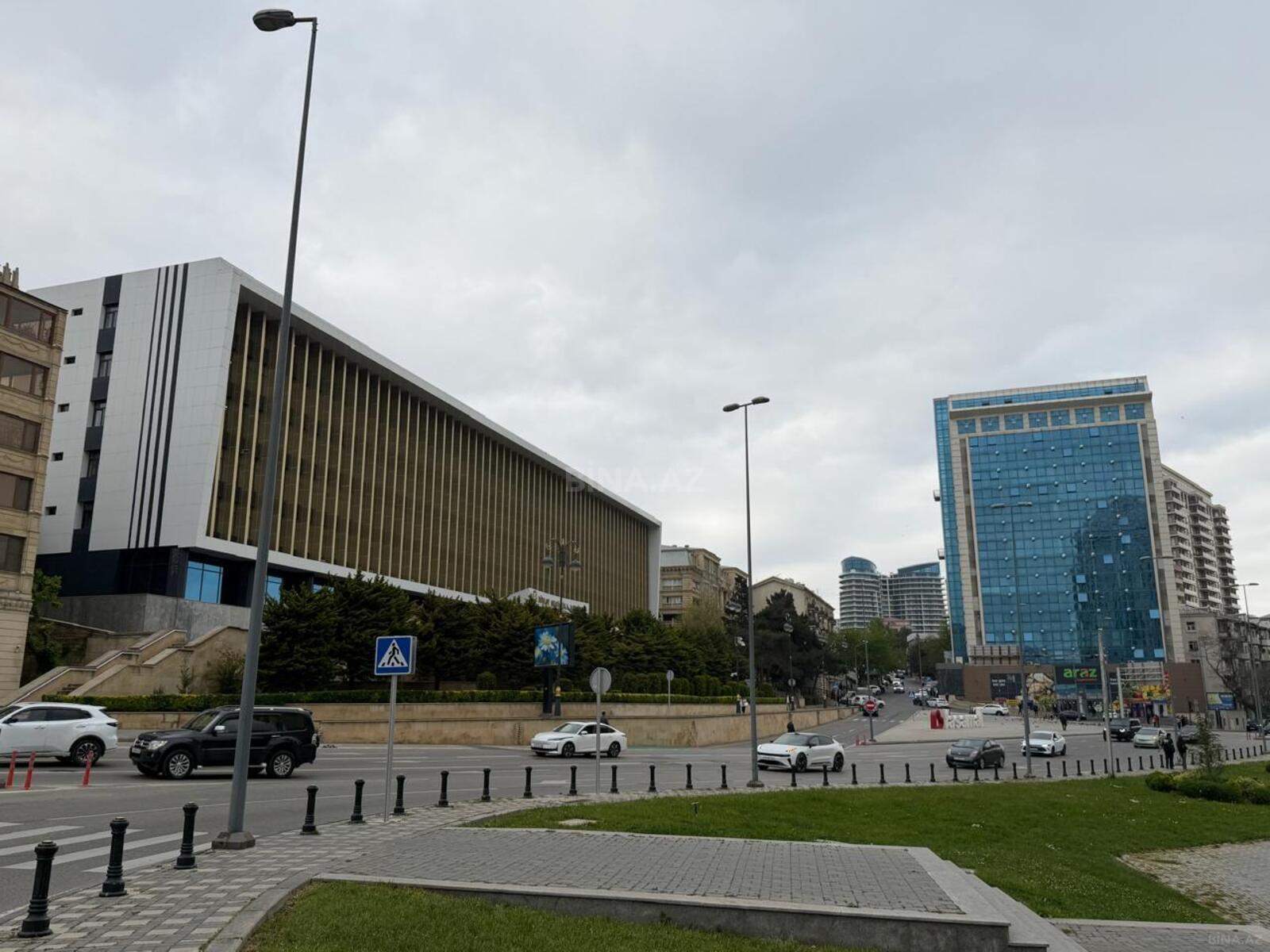 Satılır 3 otaqlı mənzil 75 m² — Bakı, Nizami 3 otaq 75.00 m²