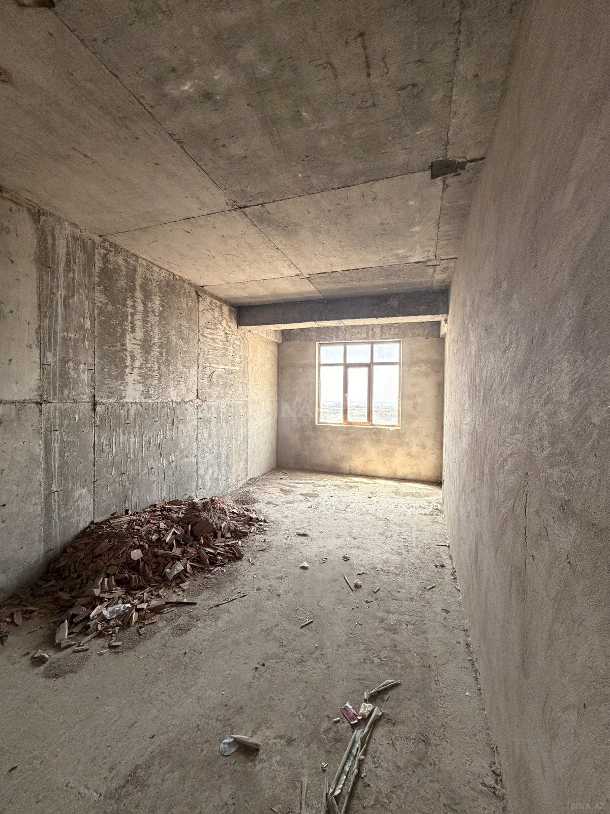 Satılır 3 otaqlı mənzil 124 m² — Bakı 3 otaq 124.00 m²