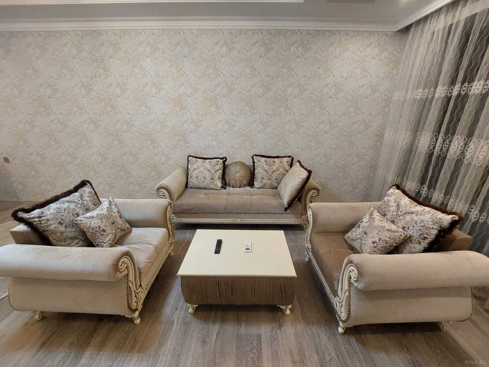 Kirayə verilir 2 otaqlı mənzil 98 m² — Bakı 2 otaq 98.00 m²