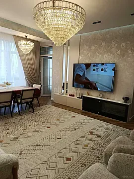 Satılır 3 otaqlı mənzil 120 m² — Bakı, İnşaatçılar 3 otaq 120.00 m²