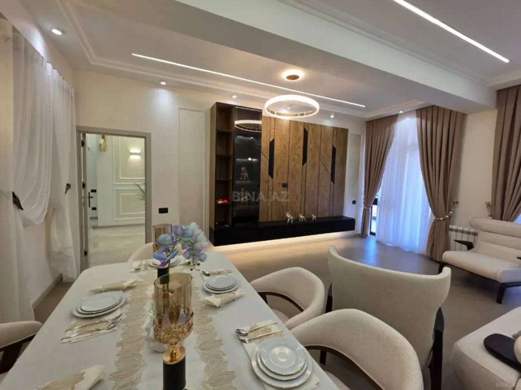 Satılır 3 otaqlı mənzil 104 m²