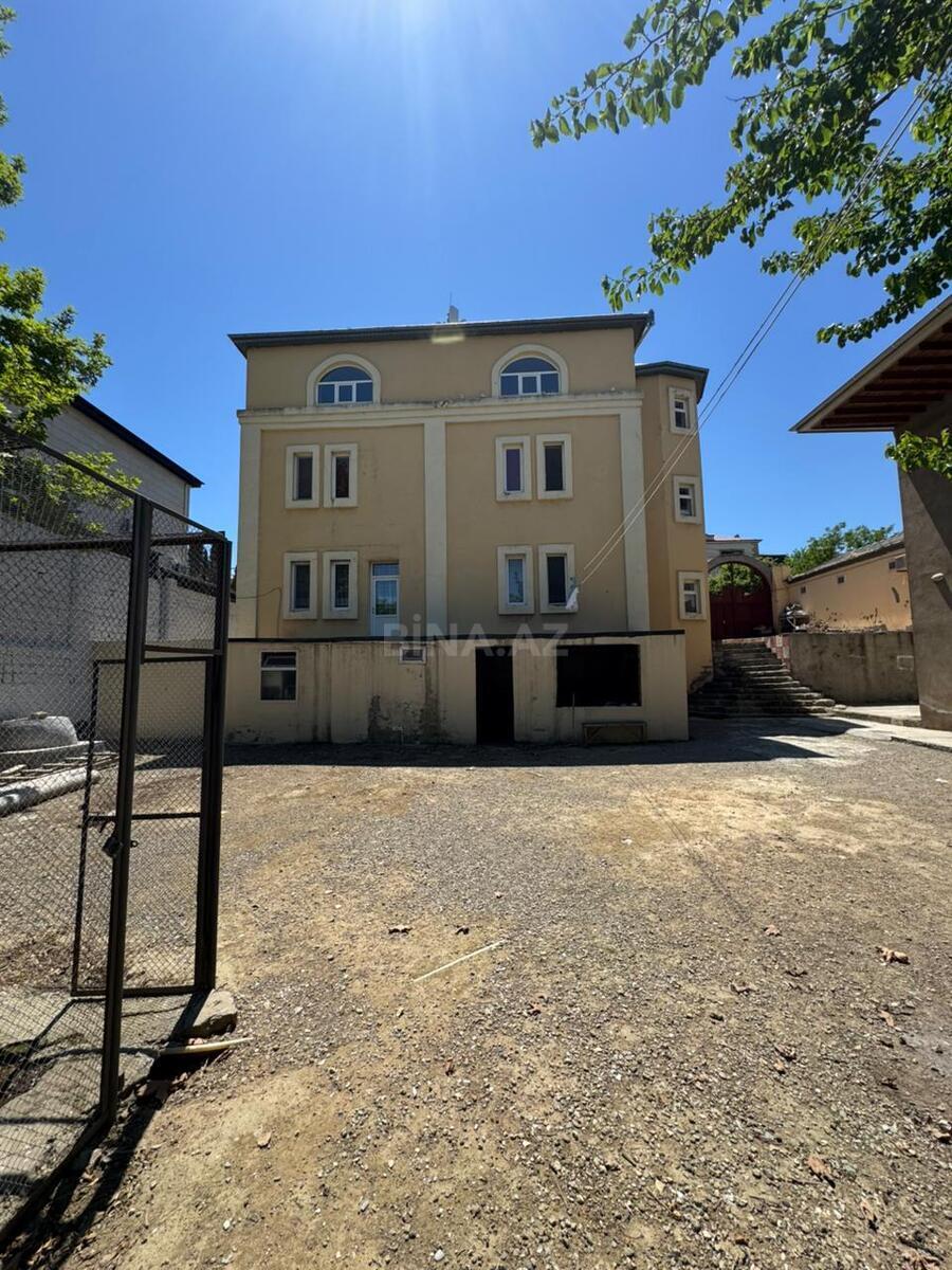 Satılır 6 otaqlı həyət evi 265 m² — Bakı, Badamdar 6 otaq 265.00 m²