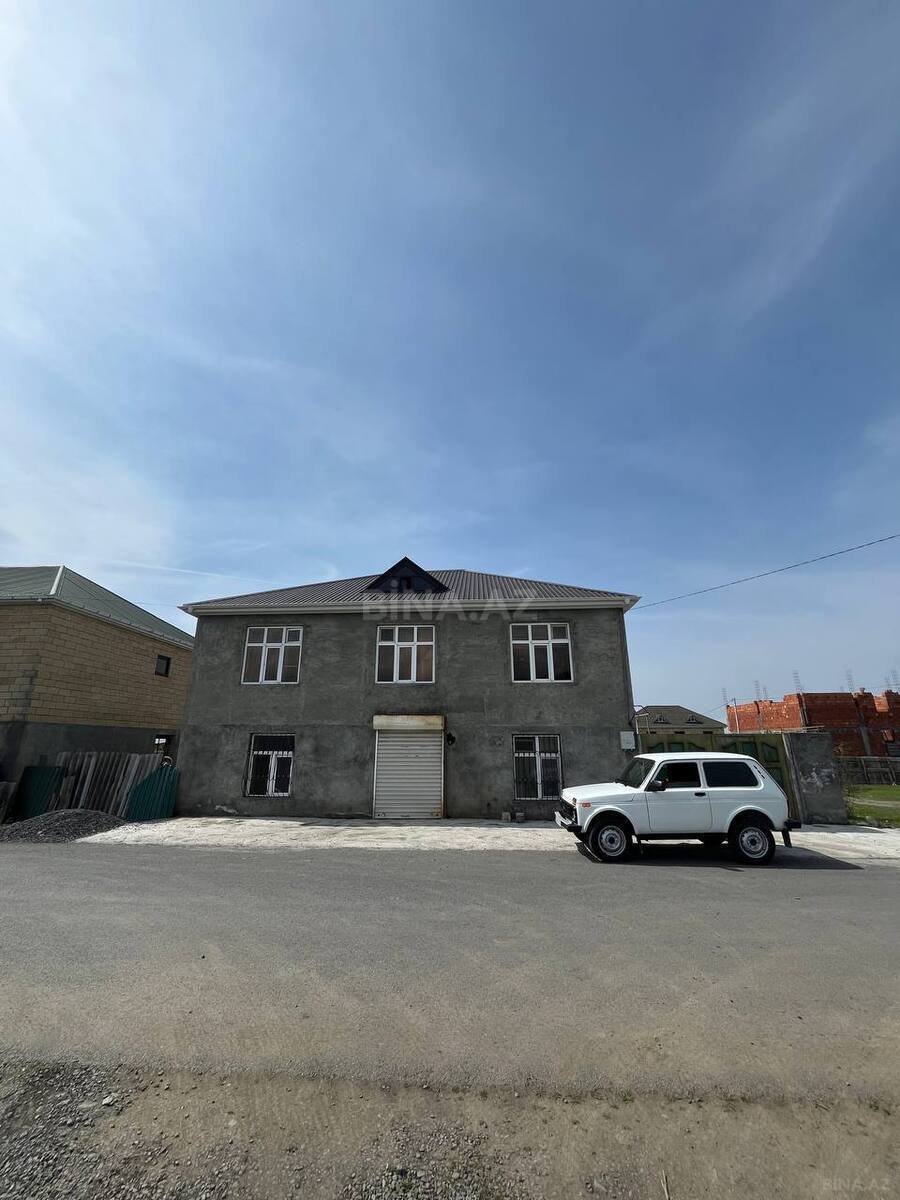 Satılır 6 otaqlı həyət evi 300 m² — Zaqatala 6 otaq 300.00 m²